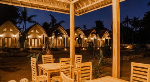 Kayu Kuning Cottage Campground/ 
RV Resort in Nusapenida