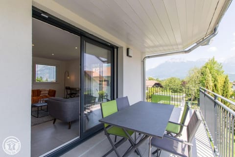 Appartement Duplex Jardin Apartment in Sévrier