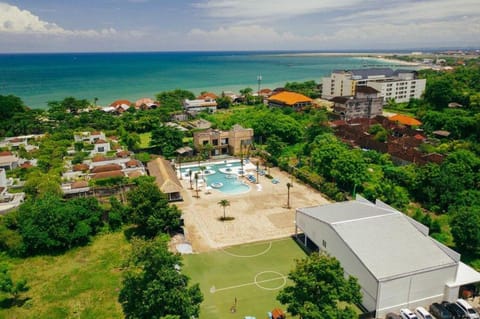 Pronoia Beach Resort Villa in Kuta