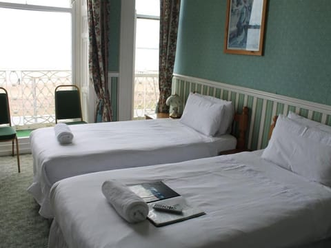 A MAIDEN REST Bed and Breakfast in Weymouth