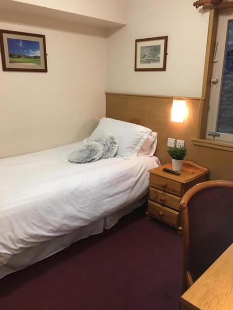 Terra Nova Hotel Capsule hotel in Aberdeen