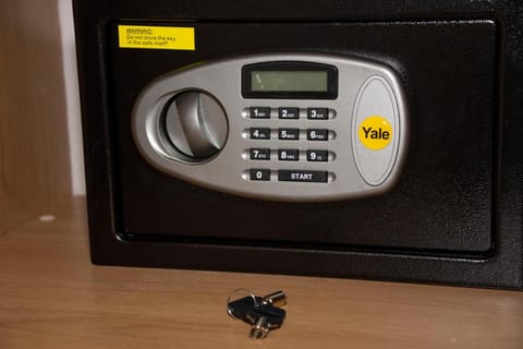 Rose and Crown Hotel in Purbeck District