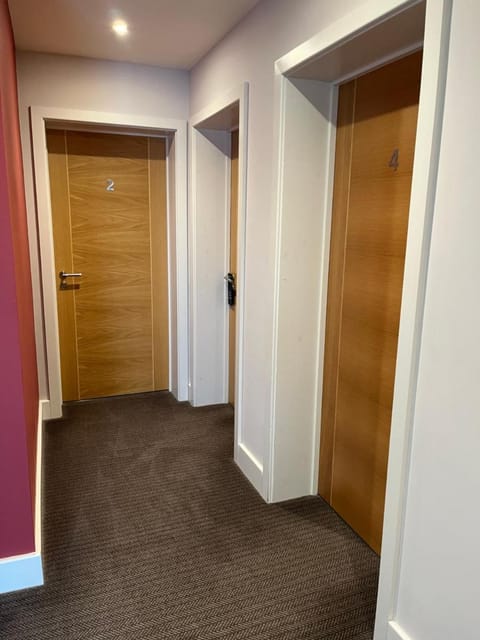 Rose and Crown Hotel in Purbeck District