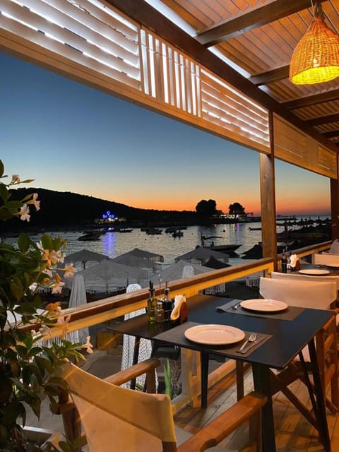 HOTEL DENOEL Hotel in Ksamil