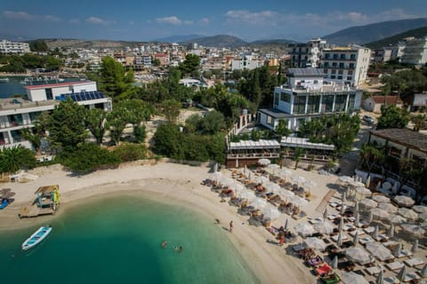 HOTEL DENOEL Hotel in Ksamil