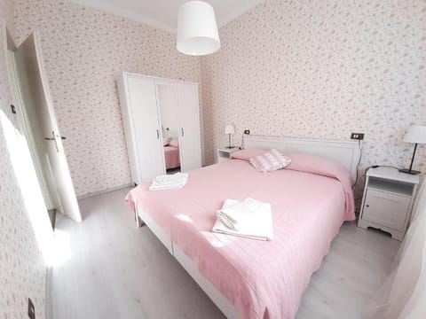 Elena apartment 500 meters from historic center Apartment in Capannori