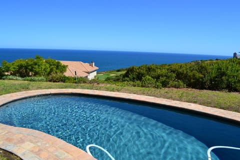 Pinnacle Point 8.2 Golf Safari SA Villa in Western Cape