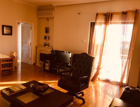 Romantic Lux Apartment in beach front Apartment in Pireas