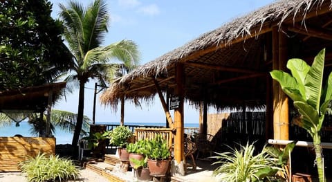 The Lazy Lodge Hotel in Sala Dan