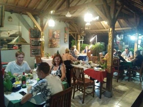 Barclona guesthouses lovina Vacation rental in Buleleng