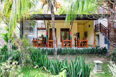 RedDoorz Plus @ Singaraja Hotel in Buleleng