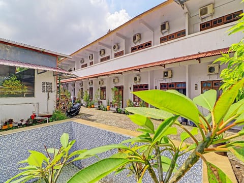 Hotel O Gusti Residence Hotel in North Kuta