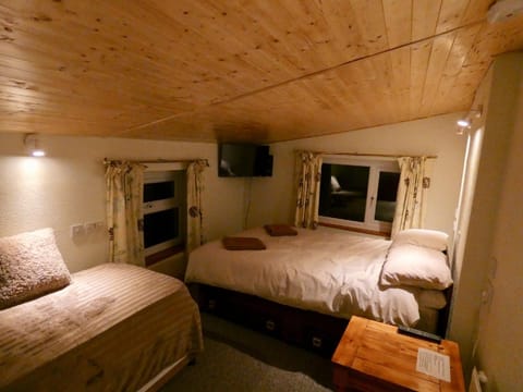 Entire Hill Breeze House - up to 9 people Vacation rental in Wales