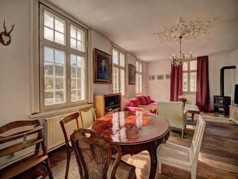 Haus Barkhausen- Bel Étage Apartment in Monschau