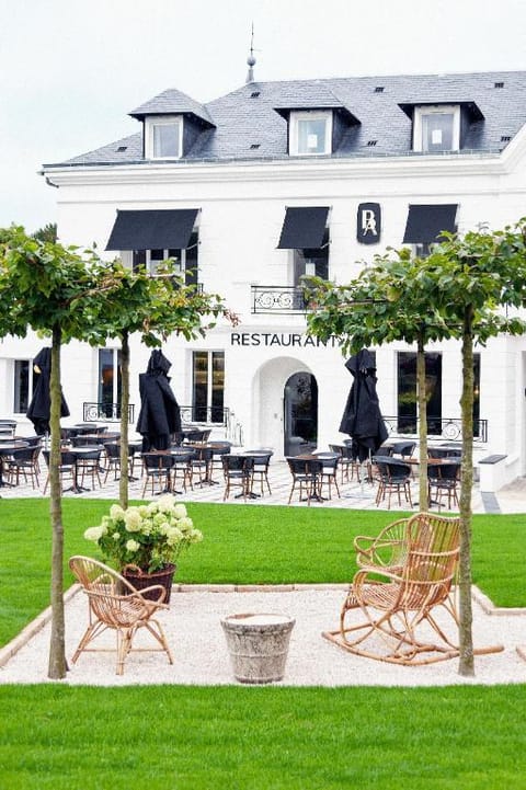 Bel Ami Hotel Restaurant Normandie Hotel in Normandy