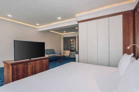 Iberostar Waves Slavija Hotel in Budva