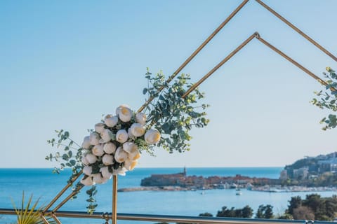 Iberostar Waves Slavija Hotel in Budva