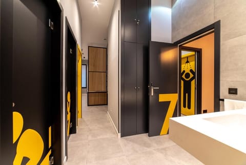 Petit Hostel La Latina Hostel in Centro