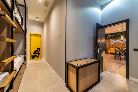 Petit Hostel La Latina Hostel in Centro