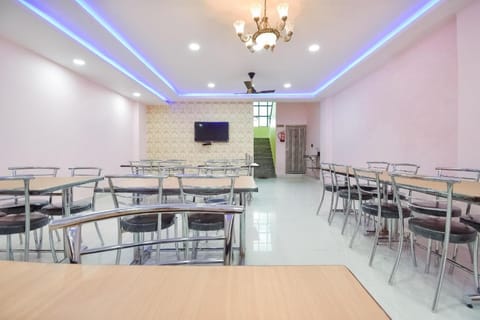 OYO Flagship Hotel Rajmahal Hotel in Jaipur