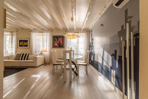 Luxury 350 Sq Mt flat with Terrace central Trieste Apartment in Trieste