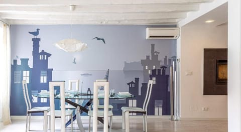 Luxury 350 Sq Mt flat with Terrace central Trieste Apartment in Trieste