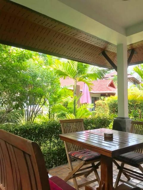 Baan Chao Koh Cottage L3, pool and garden Vacation rental in Sala Dan