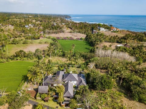 Beachfront Villa Yuyu Balian  Villa in West Selemadeg