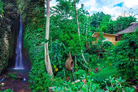 New! Beautiful stay at the Waterfall Village Bali! Vacation rental in Marga