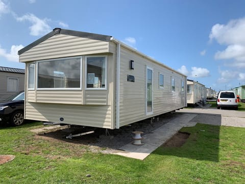 Brambles 66 static caravan Apartment in Porthcawl
