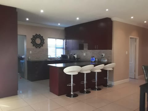 EIKENBOSCH CONFERENCE VENUE Vacation rental in Cape Town
