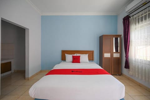 RedDoorz @ De'balcon Accomodation Kuta Bali Hotel in Kuta