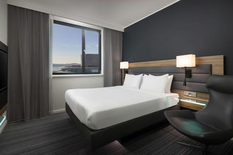 Moxy Southampton Hotel in Southampton