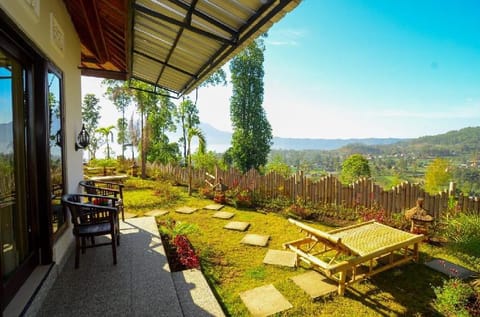 Bunbulan panorama Villa in Karangasem Regency