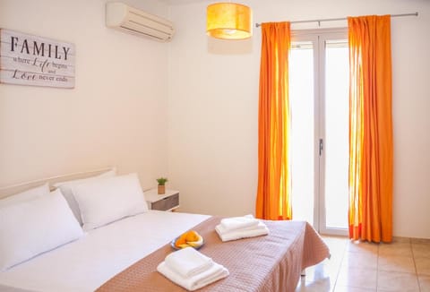 Family Villa Hera with Sea View Villa in Panormos in Rethymno