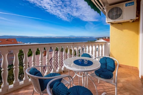 Royaluxs- Villa Marija II Apartment in Crikvenica