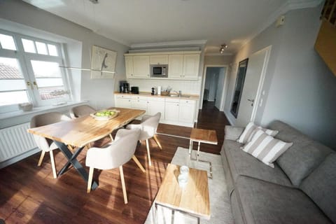 Residenz Strandläufer Vacation rental in Wenningstedt-Braderup