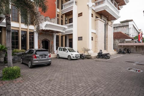 RedDoorz @ Hotel Dewata Indah Denpasar Hotel in Denpasar