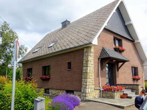 Nature Retreat in Waimes Vacation rental in Wallonia, Belgium