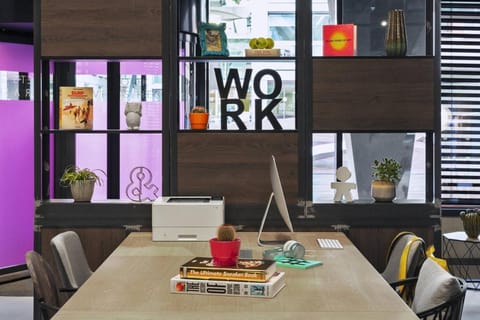 Moxy Lausanne City Hotel in Lausanne