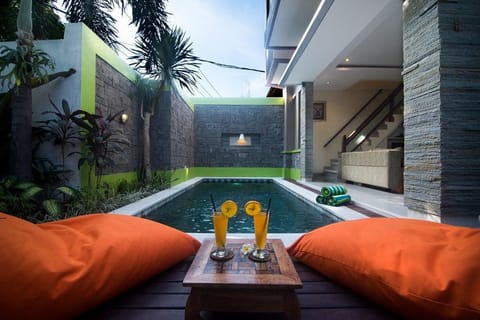 PRIVATE POOL VILLA CLOSE TO SEMINYAK Apartment in Kediri