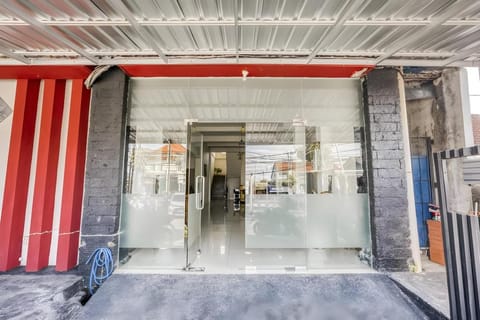 KoolKost @ Bypass Nusa Dua Hotel in Kuta Selatan