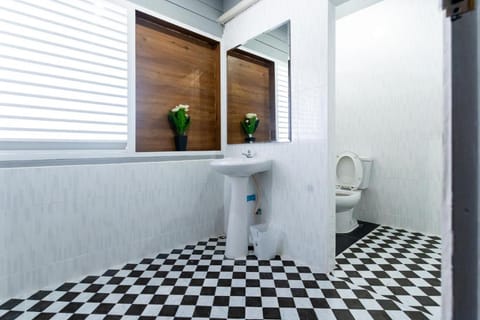 Aladdin Guest House Hotel in Krabi Changwat