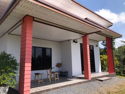 Krabi Palm Garden House on Hill Vacation rental in Krabi Changwat