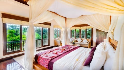 Cozy 2BR Family Pool Villa with Valley #K310 Villa in Ubud