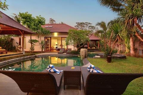 Cozy 2BR  Private Pool #K303 Villa in Abiansemal