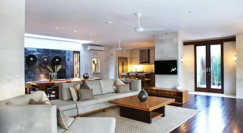 Kedonganan Beach Villas Villa in Kuta