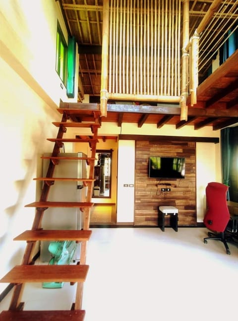 Relax House Lanta Old Town Resort in Sala Dan