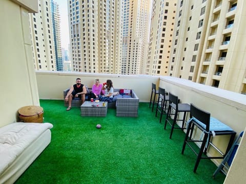 Bollywood Beach Hostel JBR Hotel in Dubai