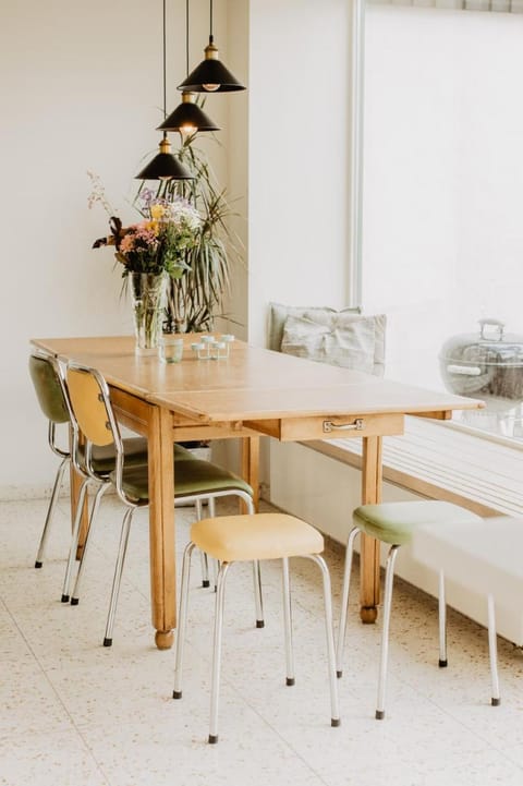 Huisje Nummer 10 - between Sea/Bruges/Ghent Vacation rental in Zeeland, Netherlands